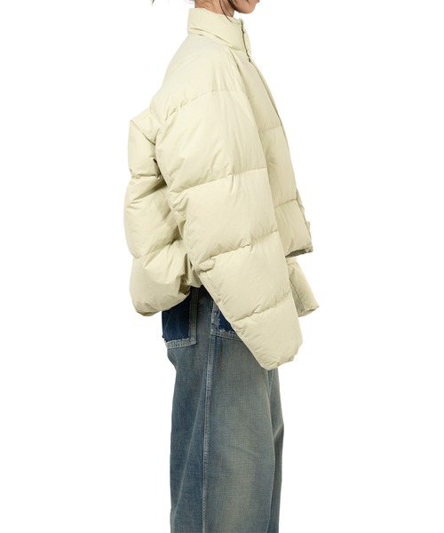 Maison MIHARA YASUHIRO(メゾンミハラヤスヒロ)の「Roll-up Hem Down Jacket(ダウンジャケット/コート・レディース・イエロー/ブラック・36/38/40)」の15枚目の写真