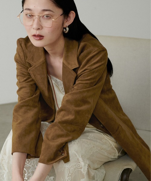 LARUTA（ラルータ）の「【LARUTA】フェイクスエード＆合皮切替テーラードジャケット（テーラードジャケット・レディース・ブラウン/キャメル/ライトベージュ/ブラック・FREE）」の16枚目の写真