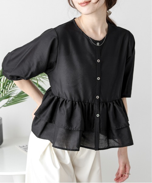 AMELY(エミリー)の「ティアードフリルペプラムシアーブラウス(シャツ/ブラウス・レディース・ブラック/ホワイト/ベージュ・フリー)」の22枚目の写真