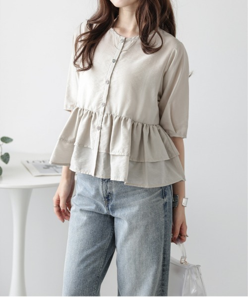 AMELY(エミリー)の「ティアードフリルペプラムシアーブラウス(シャツ/ブラウス・レディース・ブラック/ホワイト/ベージュ・フリー)」の16枚目の写真