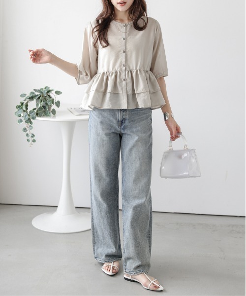 AMELY(エミリー)の「ティアードフリルペプラムシアーブラウス(シャツ/ブラウス・レディース・ブラック/ホワイト/ベージュ・フリー)」の11枚目の写真