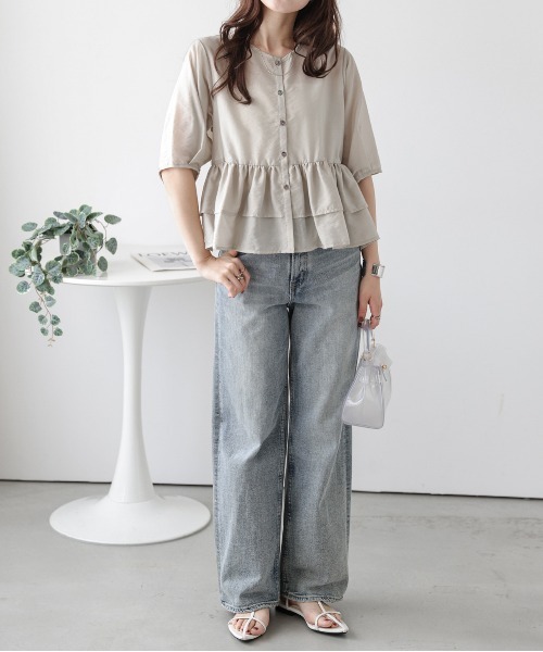 AMELY(エミリー)の「ティアードフリルペプラムシアーブラウス(シャツ/ブラウス・レディース・ブラック/ホワイト/ベージュ・フリー)」の10枚目の写真