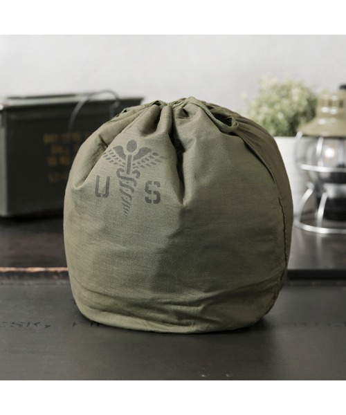 MILITARY(ミリタリー)の「実物 新品 デッドストック 米軍 パーソナル エフェクツ バッグ LARGE(ショルダーバッグ・メンズ・オリーブ・LARGE)」の1枚目の写真