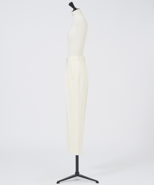 DESIGNWORKS（デザインワークス）の「サイド切替えストレートパンツ（その他パンツ・レディース・ダークネイビー/アイボリー・38/36/40）」の13枚目の写真