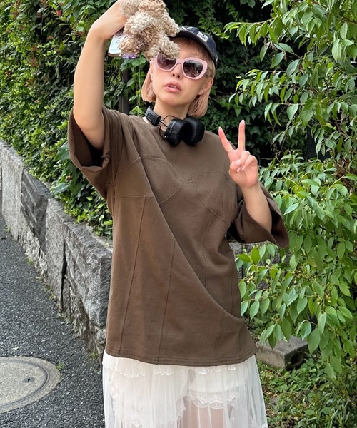 Alley Tokyo(アリートーキョー)の「コルセット切替BIG T(Tシャツ/カットソー・レディース・ダークブラウン/オフホワイト/スミクロ・FREE)」の19枚目の写真