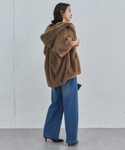 Doux archives（ドゥアルシーヴ）の「ミンクファーライクフーディー