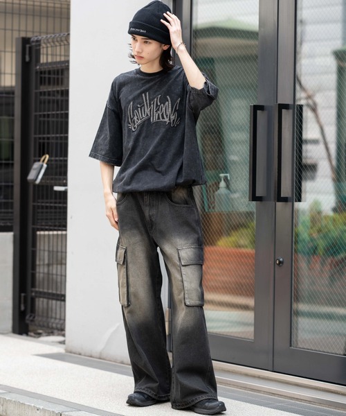 WEGO(ウィゴー)の「WEGO/ローライズバギーフレアデニムカーゴパンツ(デニムパンツ・メンズ・ブラック系2/スカイブルー/ブラック系3・LARGE/MEDIUM)」の19枚目の写真