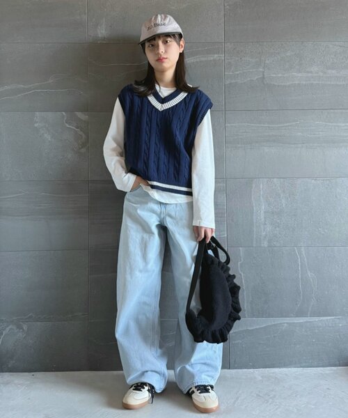 CIAOPANIC TYPY（チャオパニックティピー）の「【KIDS】TEE付きで簡単レイヤード！チルデンニットベスト（ニット/セーター・キッズ・ネイビー/グレー/バーガンディー・150/130/110）」の14枚目の写真