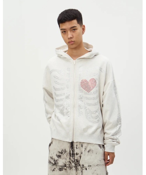 DISCOVERED(ディスカバード)の「DISCOVERED HOTFIX BONE&HEART PARKA(パーカー・メンズ・ホワイト/ブラック・1/3)」の5枚目の写真