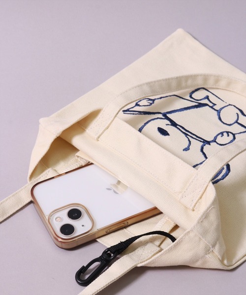 sanrio（サンリオ）の「(ACT)【sanrio】刺繍 キャンバス ミニ トートバッグ（トートバッグ・レディース・ブルーグレー/アイボリー/レッド/ピンク/ラベンダー・ONE SIZE）」の14枚目の写真