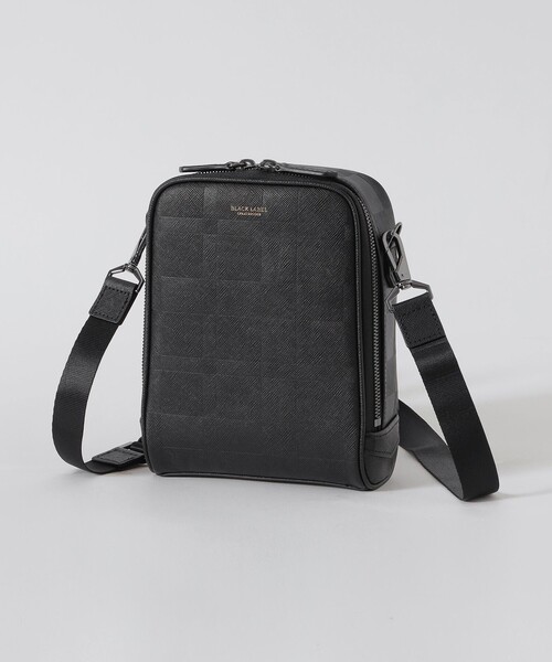 BLACK LABEL CRESTBRIDGE(ブラックレーベル・クレストブリッジ)の「エンボスチェックミニクロスボディバッグ(ショルダーバッグ・メンズ・ブラック/チャコールグレー・FREE)」の2枚目の写真