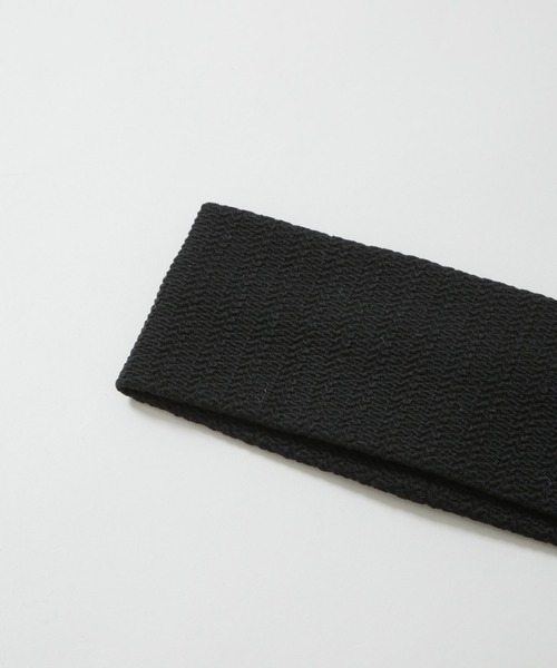 La Maison de Lyllis（メゾンドリリス）の「La Maison de Lyllis/BRI BAND チューブヘアバンド（ヘアバンド・レディース・ブラック/グレー・FREE）」の5枚目の写真