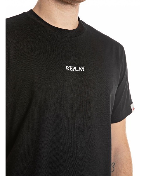 REPLAY（リプレイ）の「レギュラーフィット ベーシックジャージー LOGO Tシャツ（Tシャツ/カットソー・メンズ・ブラック/ホワイト/ダークネイビー・MEDIUM/SMALL/X-LARGE/LARGE）」の6枚目の写真