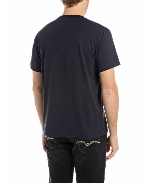 REPLAY（リプレイ）の「レギュラーフィット ベーシックジャージー LOGO Tシャツ（Tシャツ/カットソー・メンズ・ブラック/ホワイト/ダークネイビー・MEDIUM/SMALL/X-LARGE/LARGE）」の8枚目の写真