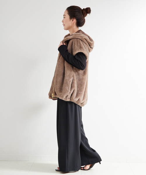 手洗い可 / フード付きミンク調ファーベスト（その他アウター）｜B.C