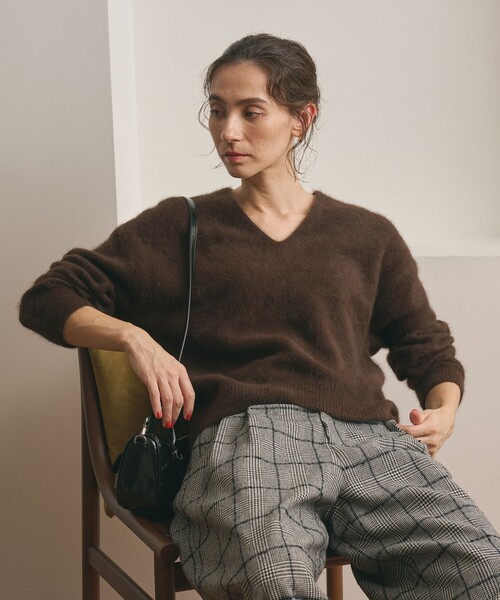 フォックスカシミヤブレンド Vネックニットプルオーバー（ニット
