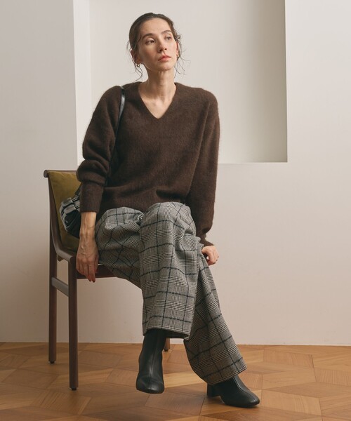 フォックスカシミヤブレンド Vネックニットプルオーバー（ニット