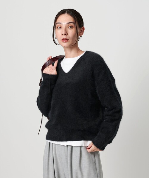 フォックスカシミヤブレンド Vネックニットプルオーバー（ニット