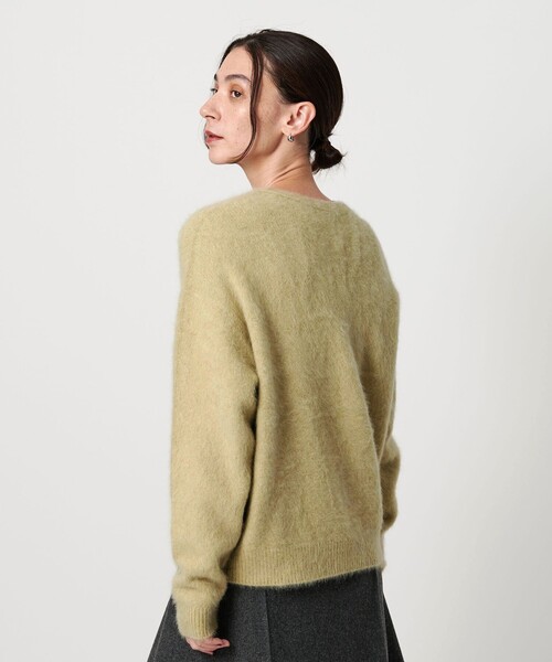 フォックスカシミヤブレンド Vネックニットプルオーバー（ニット