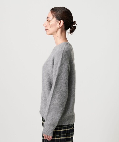 フォックスカシミヤブレンド Vネックニットプルオーバー（ニット