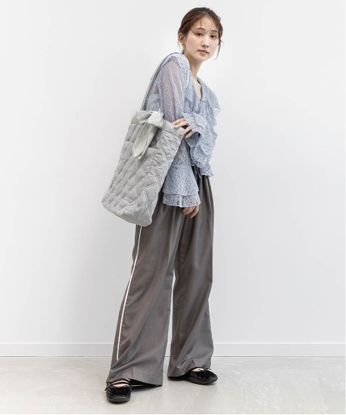 RANDA（ランダ）の「【A4対応】2WAY リボンキルティングトートバッグ（トートバッグ・レディース・ベージュ/アイボリー/ブラック/ブルー/ピンク・FREE）」の20枚目の写真