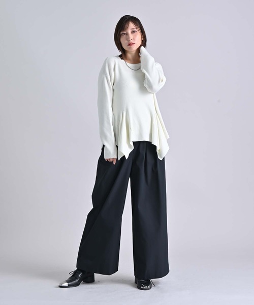 RAW FUDGE（ローファッジ）の「３タックワイドパンツ（スラックス・レディース・ブラック/キャメル・M）」の3枚目の写真