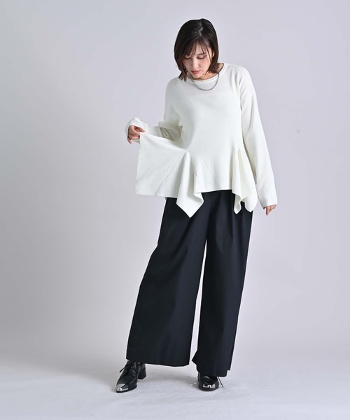 RAW FUDGE（ローファッジ）の「３タックワイドパンツ（スラックス・レディース・ブラック/キャメル・M）」の4枚目の写真