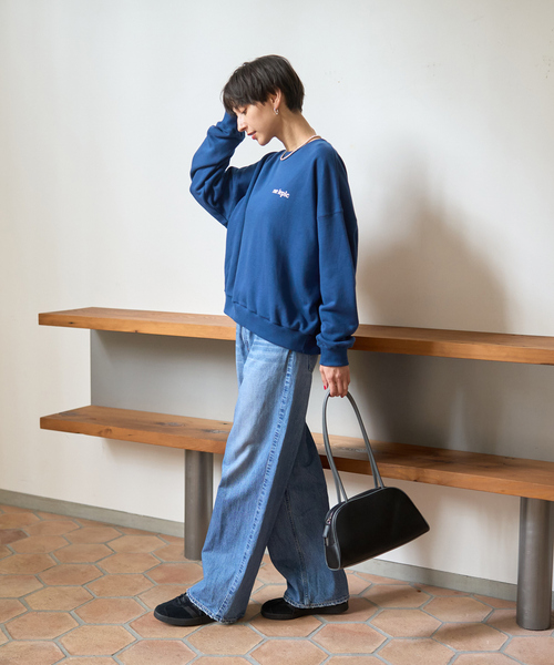 ABAHOUSE(アバハウス)の「cafe graphic バックプリント スウェット オーバーサイズ / ユニセックス / LE TRIO ABAHOUSE(スウェット・メンズ・ホワイト/ブルー・46/48/44)」の15枚目の写真