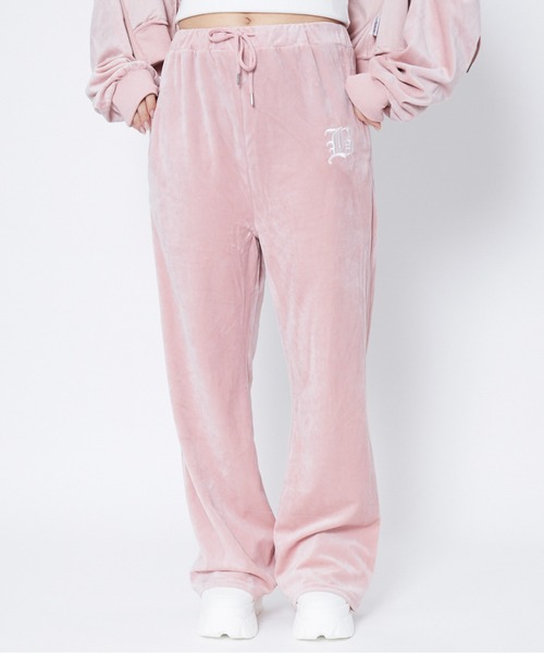 GORGE（ゴージ）の「《ベロア×フレアシルエット》レディース ロゴ刺繍