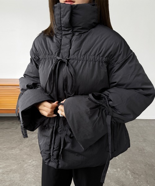 セール】リボンデザインハイネックミドル丈アウター（ダウンジャケット