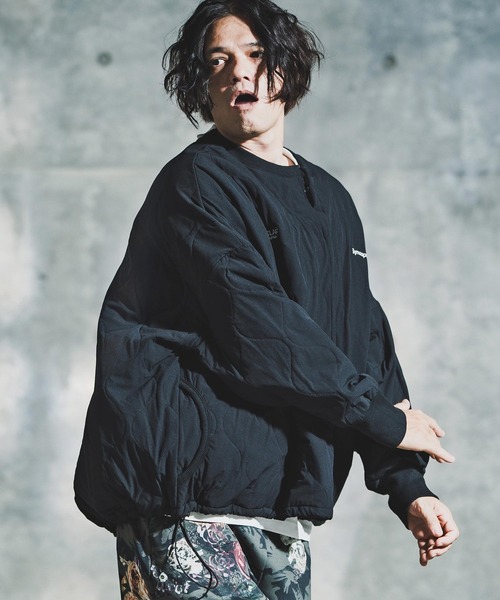 GLIMCLAP(グリムクラップ)の「mlt5414-Wave Quilted Ripstop Pullover ウェーブキルトプルオーバー(192-035-gla-cf)(その他トップス・メンズ・ブラック・S/M/L)」の2枚目の写真