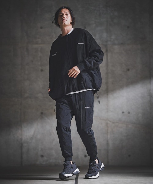 GLIMCLAP(グリムクラップ)の「mlt5414-Wave Quilted Ripstop Pullover ウェーブキルトプルオーバー(192-035-gla-cf)(その他トップス・メンズ・ブラック・S/M/L)」の8枚目の写真
