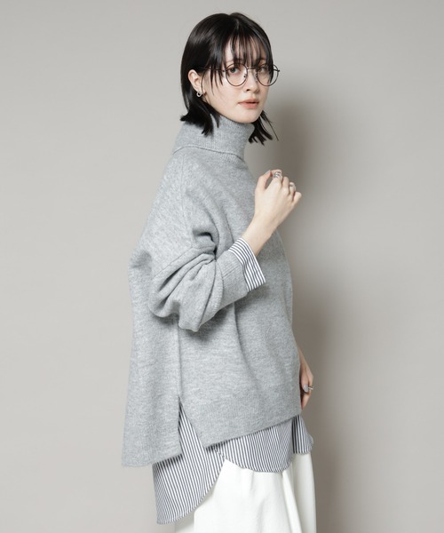 NANO universe（ナノユニバース）の「タートルワイドシルエット圧縮ニット（ニット/セーター・レディース・グレー/ライトベージュ/チャコール・FREE）」の2枚目の写真