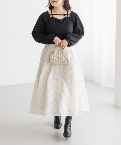 CLETTE（クレット）の「CLETTEオリジナルデコルテベルトハートネック長袖プルオーバー（Tシャツ/カットソー・レディース・チャコールグレー/オフホワイト/ブラック・LL/4L/3L）」の10枚目の写真