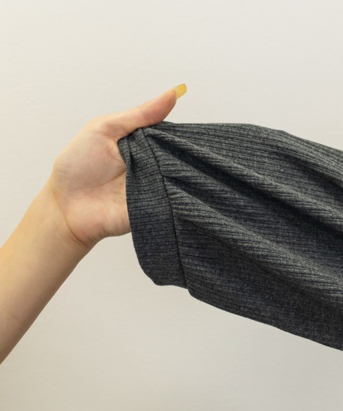 CLETTE（クレット）の「CLETTEオリジナルデコルテベルトハートネック長袖プルオーバー（Tシャツ/カットソー・レディース・チャコールグレー/オフホワイト/ブラック・LL/4L/3L）」の21枚目の写真