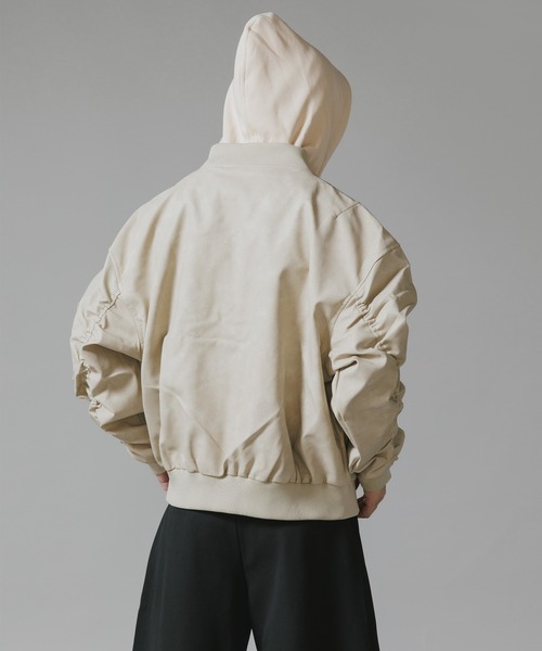 Theater code（シアターコード）の「Layered-Style Hooded Leather Jacket / レイヤード風 フード付き レザーブルゾン（MA-1・メンズ・ブラック/カーキ/チャコール・M/L）」の15枚目の写真