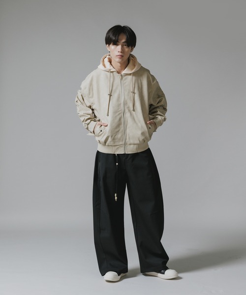 Theater code（シアターコード）の「Layered-Style Hooded Leather Jacket / レイヤード風 フード付き レザーブルゾン（MA-1・メンズ・ブラック/カーキ/チャコール・M/L）」の21枚目の写真