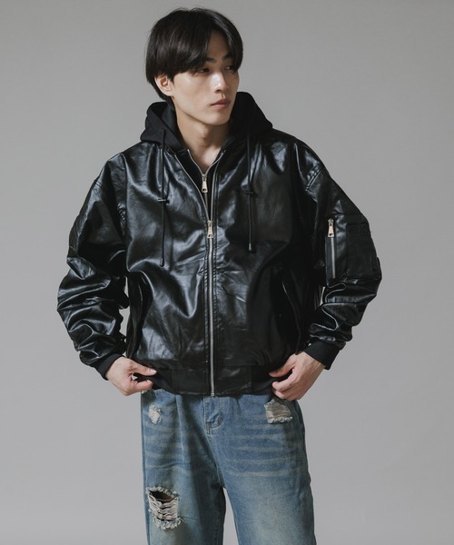 Theater code（シアターコード）の「Layered-Style Hooded Leather Jacket / レイヤード風 フード付き レザーブルゾン（MA-1・メンズ・ブラック/カーキ/チャコール・M/L）」の6枚目の写真
