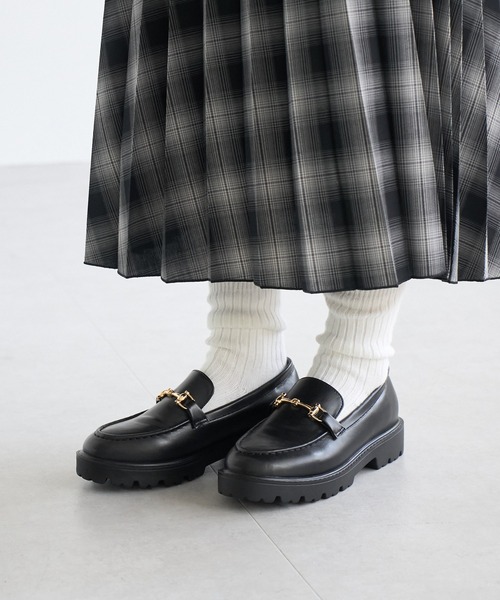 ROPE' PICNIC（ロペピクニック）の「【軽量・晴雨兼用】プラットフォームビットローファー（ローファー・レディース・ブラック/ブラウン系その他・23/23.5/24/24.5）」の4枚目の写真