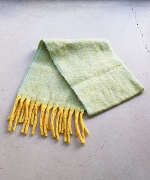 NOISE MAKER（ノイズメーカー）の「バイカラーボリュームフリンジマフラー（マフラー・レディース・ブルー系/ピンク系/グリーン系/ブラウン系/パープル系・FREE）」の19枚目の写真