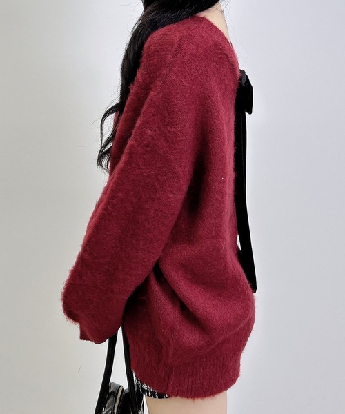 INGNI（イング）の「バックベロアリボンシャギーチュニックニット（ニット/セーター・レディース・モカ/ボルドー/チャコールグレー/アイボリー/グレー系3/ベージュ・M）」の19枚目の写真