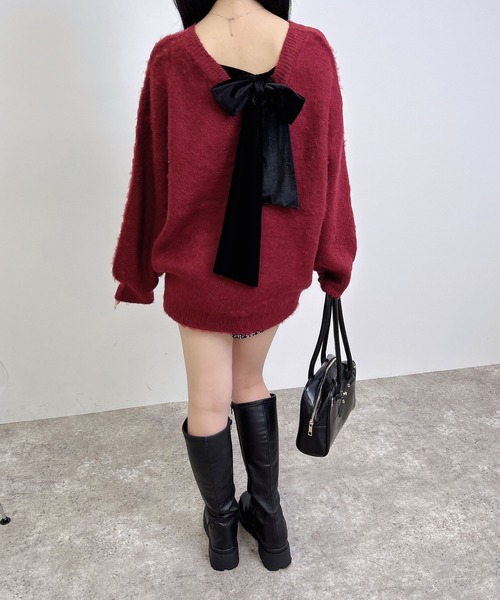 INGNI（イング）の「バックベロアリボンシャギーチュニックニット（ニット/セーター・レディース・モカ/ボルドー/チャコールグレー/アイボリー/グレー系3/ベージュ・M）」の21枚目の写真