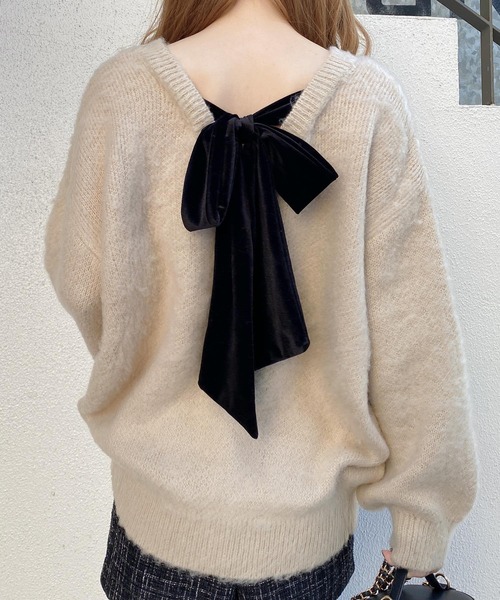 専用✨美品✨bow.a ボウエー　バックリボン　バックオープン　ニット　シャギー セール】バックベロアリボンシャギーチュニックニット（ニット