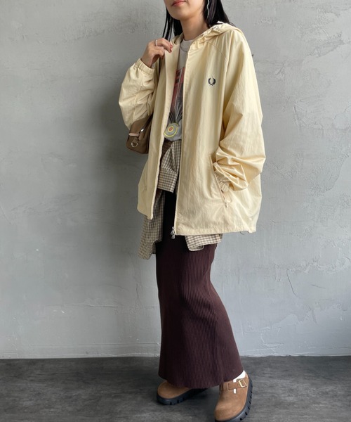 Fred Perry フード付きナイロンジャケット　きれいめ　秋冬仕様 FRED PERRY（フレッドペリー） ブルゾン アウター フード付き ナイロン