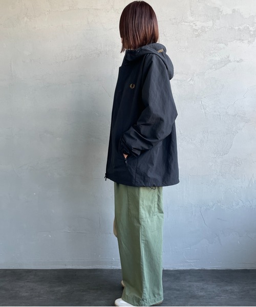 WEB先行予約】[FRED PERRY/フレッドペリー] 別注 フード刺繍 ナイロン