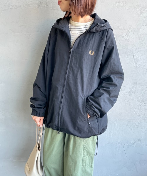 WEB先行予約】[FRED PERRY/フレッドペリー] 別注 フード刺繍 ナイロン