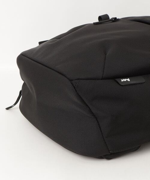 Aer（エアー）の「[AER/エアー] CITY PACK 2 バックパック（バックパック/リュック・メンズ・ブラック・ONE SIZE）」の11枚目の写真