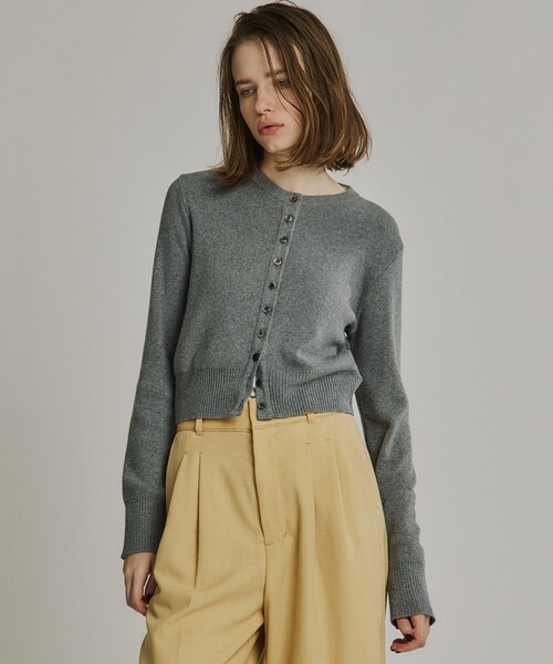 PUBLIC TOKYO（パブリックトウキョウ）の「コットンカシミヤクルーカーデ（カーディガン/ボレロ・レディース・ブラック/アイボリー/レッド/グレー・FREE）」の21枚目の写真