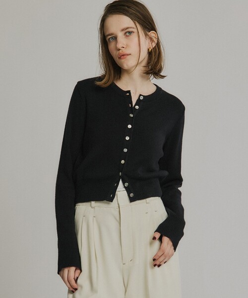 PUBLIC TOKYO（パブリックトウキョウ）の「コットンカシミヤクルーカーデ（カーディガン/ボレロ・レディース・ブラック/アイボリー/レッド/グレー・FREE）」の12枚目の写真