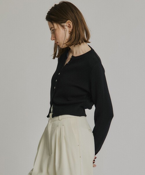 PUBLIC TOKYO（パブリックトウキョウ）の「コットンカシミヤクルーカーデ（カーディガン/ボレロ・レディース・ブラック/アイボリー/レッド/グレー・FREE）」の13枚目の写真